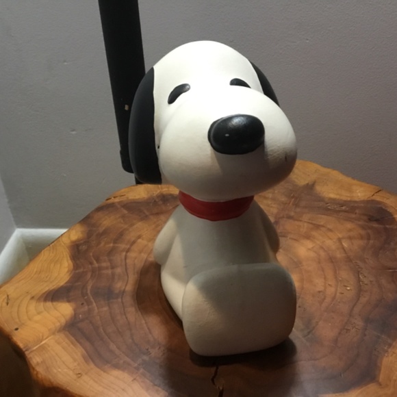 Snoopy   PLANTER. And FIGURINE. So darn cute !!! GIFT IDEA - Picture 11 of 11